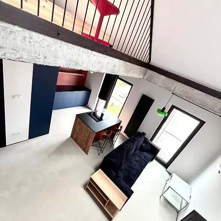 White Glove Parkya Loft Apartman *